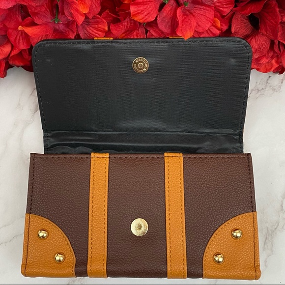 Harry Potter Hogwarts School Trunk Clutch Handbag Crossbody - Picture 11 of 16